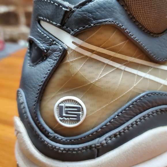 Nike LeBron 7 Cool Grey - Picture 9 of 12